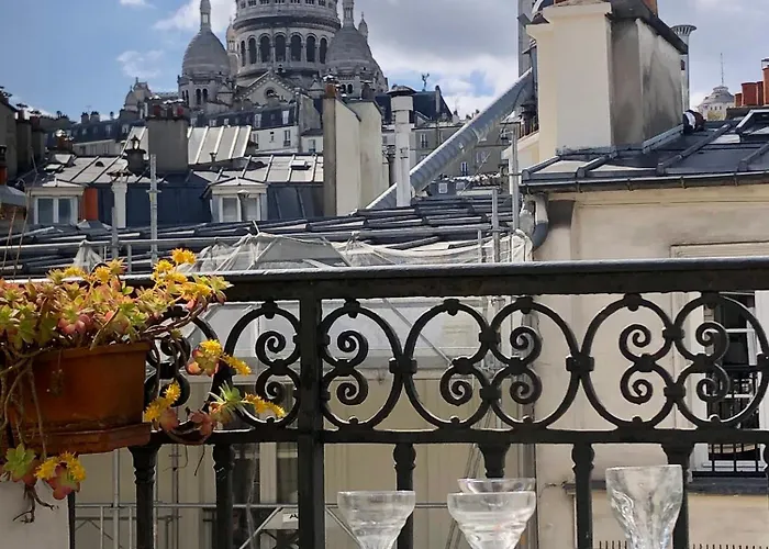 Montmartre Romantic בית אירוח